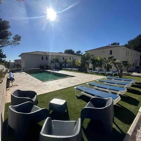 Marie-jeanne Вилла